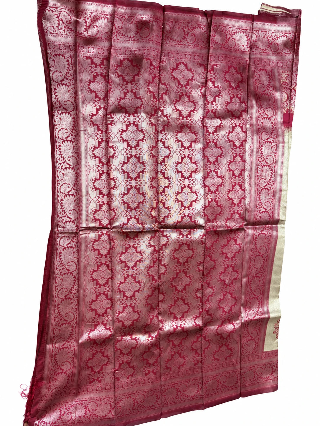 Maithili — Pearl Fuchsia Ornamental Saree, retouched garment detail 1 on a clean background